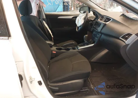 2017 Nissan Sentra S z USA, uszkodzony, nr VIN 3N1AB7APXHY303097